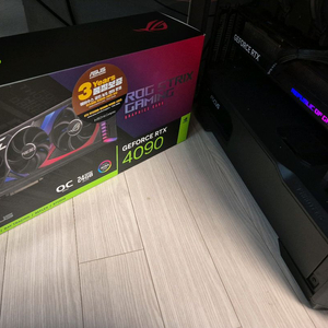 ASUS STRIX RTX4090 이미지