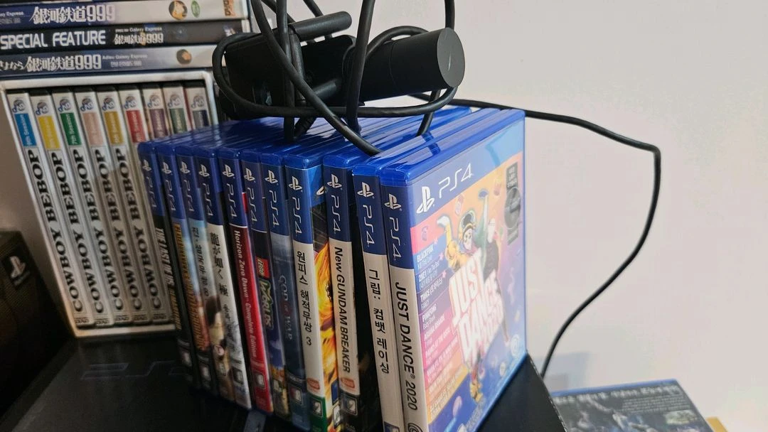 PS4PRO 플스4프로1TB 글레이셔화이트 +카메라+게임11종 우체국택포 이미지