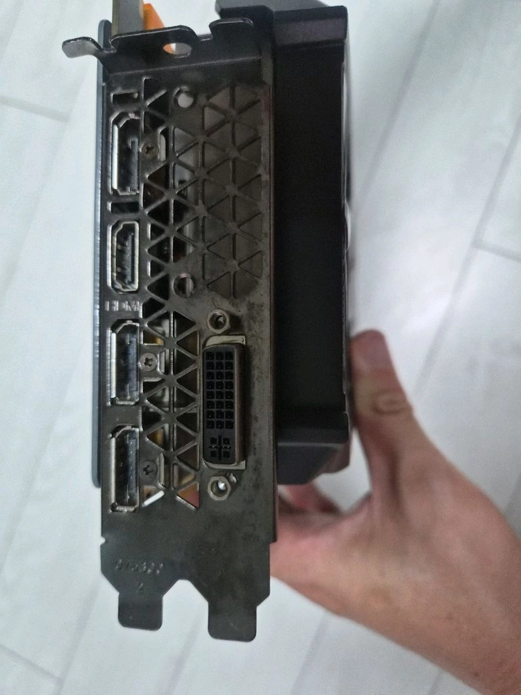 그래픽카드 GTX980TI 이미지