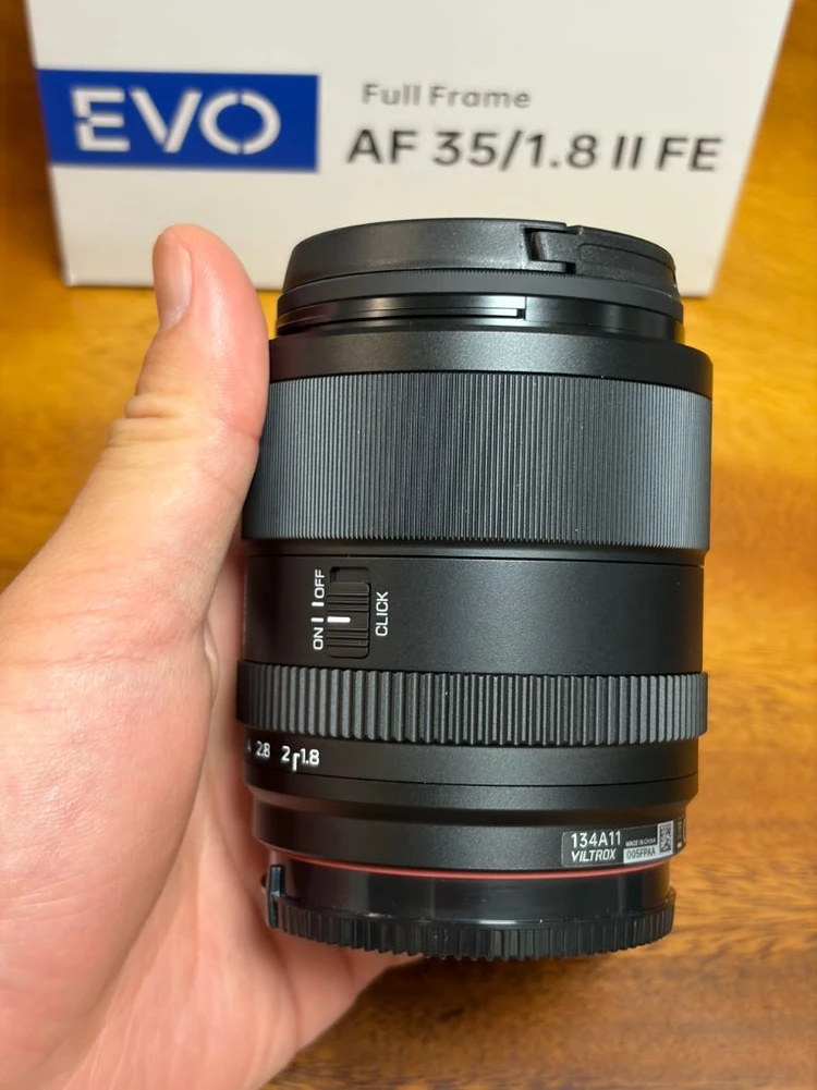 빌트록스 35mm F1.8 EVO 소니E마운트 이미지