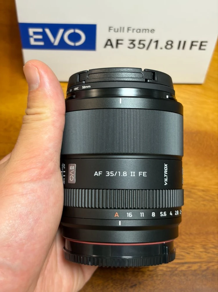 빌트록스 35mm F1.8 EVO 소니E마운트 이미지