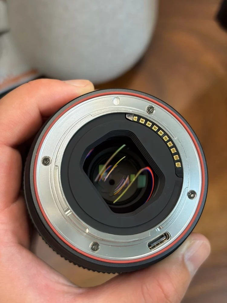 빌트록스 35mm F1.8 EVO 소니E마운트 이미지
