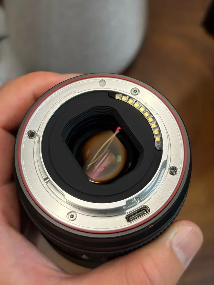 빌트록스 35mm F1.8 EVO 소니E마운트 이미지