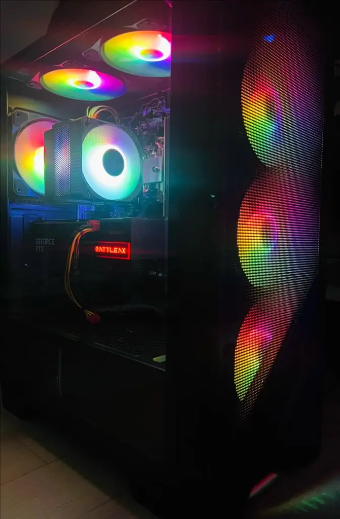 [게이밍 컴퓨터] RTX 5060/9600X/1TB 데스크탑 PC 본체 이미지