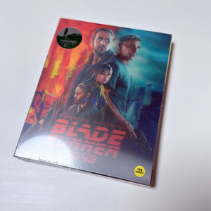 [3D 블루레이] 블레이드 러너 2049: 렌티큘러 오링케이스 스틸북 한정판 합본팩 (3disc: 3D + 2D + 이미지
