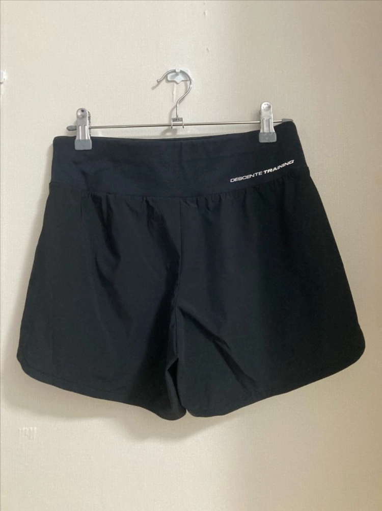 데상트(DESCENTE) 반바지 S8122PHP80 / 사이즈 XS(65) 이미지