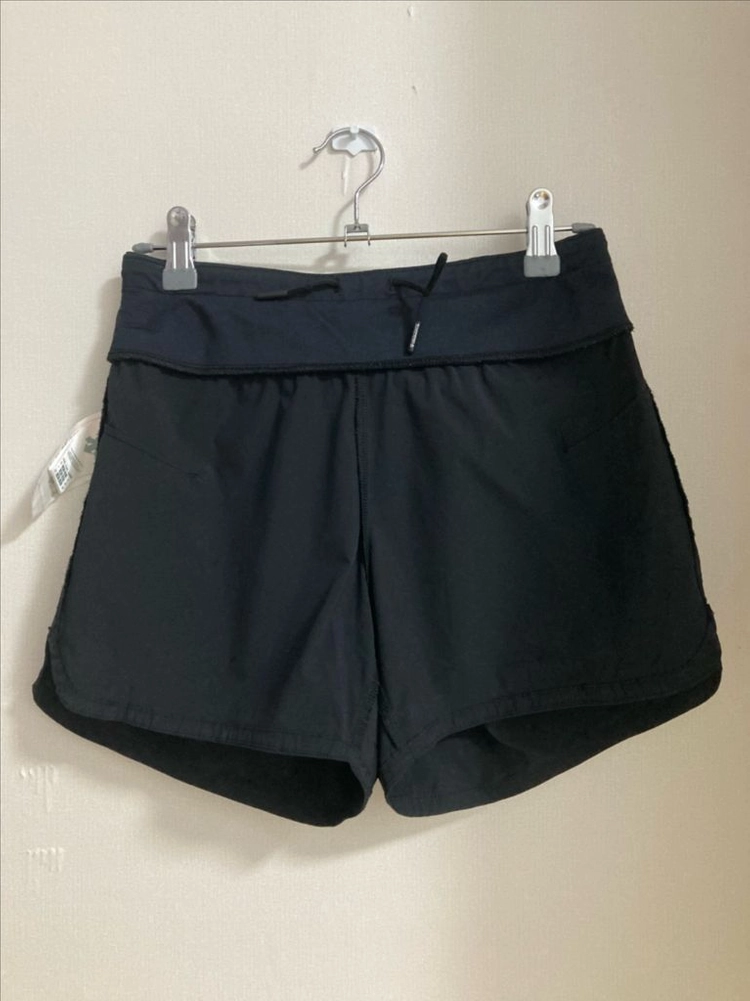 데상트(DESCENTE) 반바지 S8122PHP80 / 사이즈 XS(65) 이미지