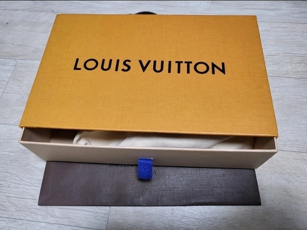 루이비통 벨트 여성벨트 LV 트위스트 30MM 75사이즈 벨트 이미지