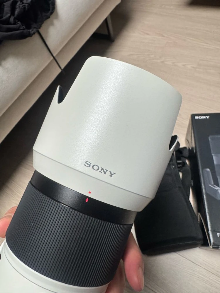 소니 sel70200 gm F2.8 GM OSS 망원렌즈 이미지