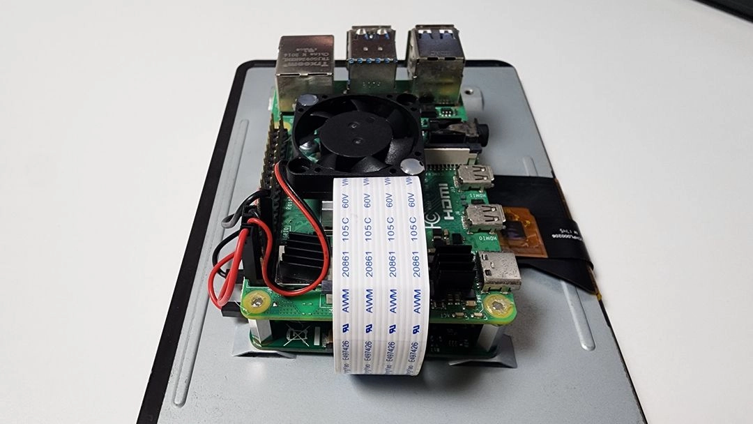 라즈베리파이 4b 8gb + 7인치 디스플레이 이미지