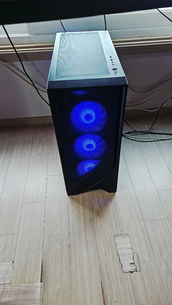 AMD 라이젠 5 3600 RTX 2060 SUPER 게이밍 PC 이미지