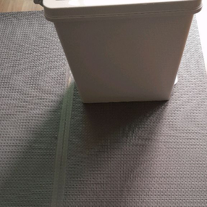 쓰레기통 이미지