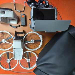 DJI FLIP 드론카메라 풀세트 판매합니다. 이미지