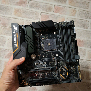 아수스 TUF B450M PRO GAMING 라이젠 메인보드 이미지