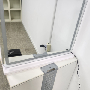 단순개봉 LED 화장대 거울 60×52 화이트 이미지
