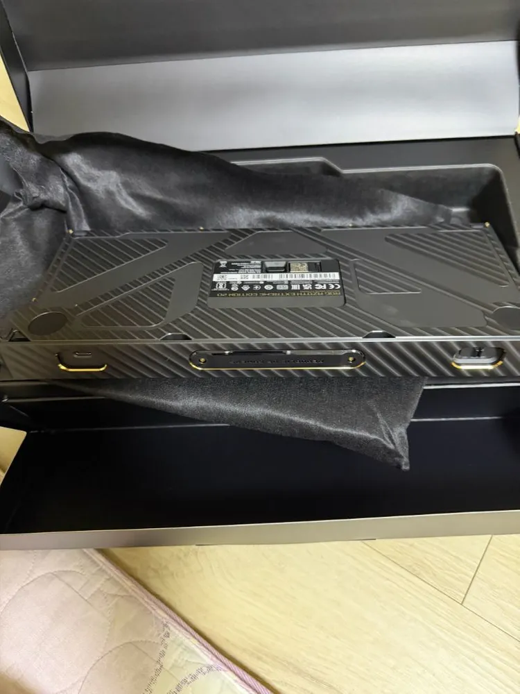 에이수스 ROG 20주년 기념 키보드 스노우측 - 안심되는 중고거래