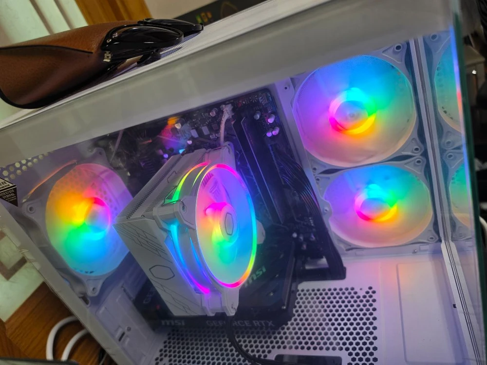 AMD 라이젠 7500F , 4060ti 컴퓨터 판매합니다 이미지
