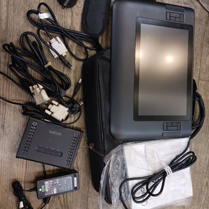 와콤신티크 dtz-1200w 이미지