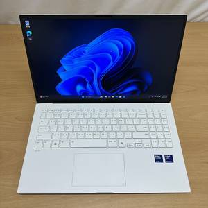 배터리 96.8% / LG전자 2025 그램15 노트북 / Ultra 5+32GB