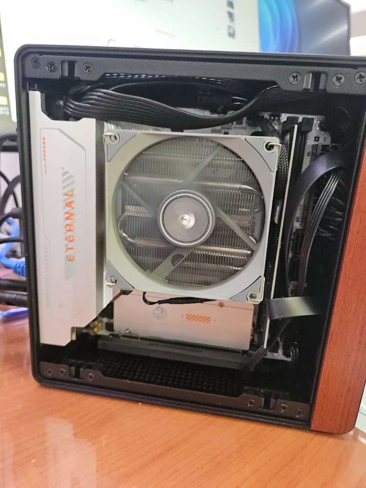 미니 ITX PC 7400F 16g 512g RTX4060lp 이미지