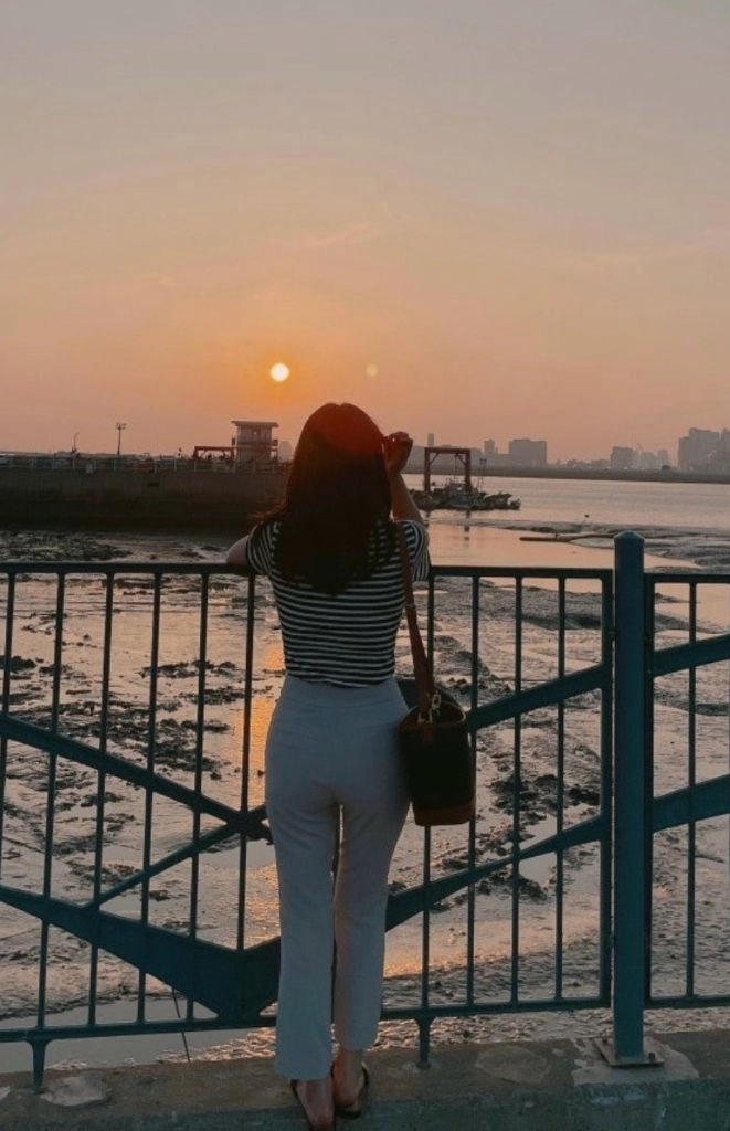 시에 sie 슈어슬랙스 애쉬베이지 M사이즈 이미지