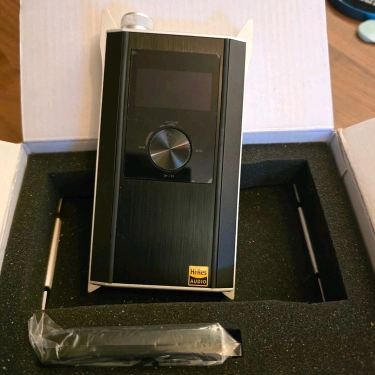 TEAC HA-P90SD 휴대용 헤드폰 앰프 DAP 이미지