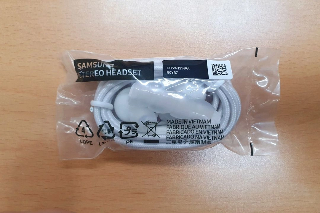 [신품] 삼성 C타입 유선이어폰 AKG USB 팝니다. 이미지