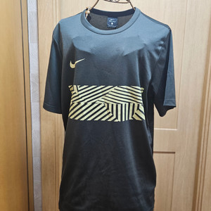 NIKE 나이키 드라이핏 기능성 반팔 티셔츠 100 이미지