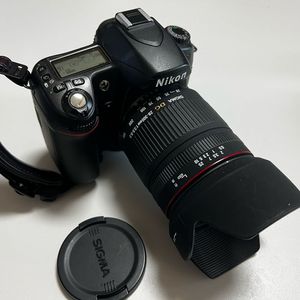 니콘 D80 DSLR 카메라 + 시그마 28-300mm 렌즈 + 돔케 가방 이미지