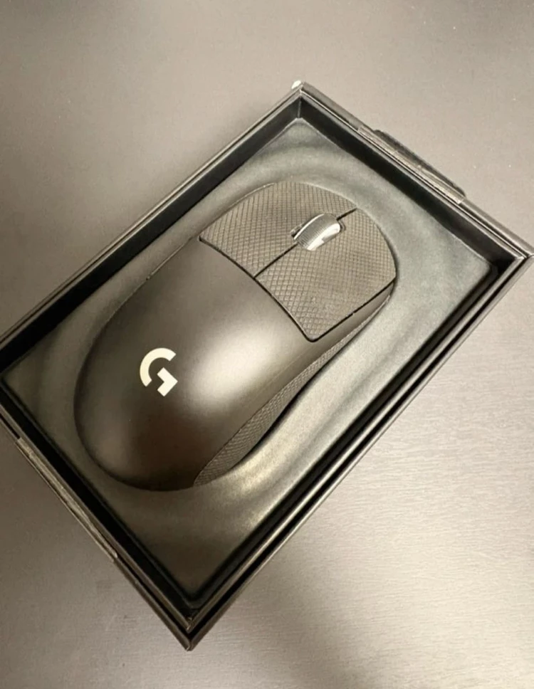 로지텍 G PRO X SUPERLIGHT 2 게이밍 마우스 이미지