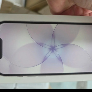 미개봉 아이폰 17e 화이트 256GB 자급제 이미지