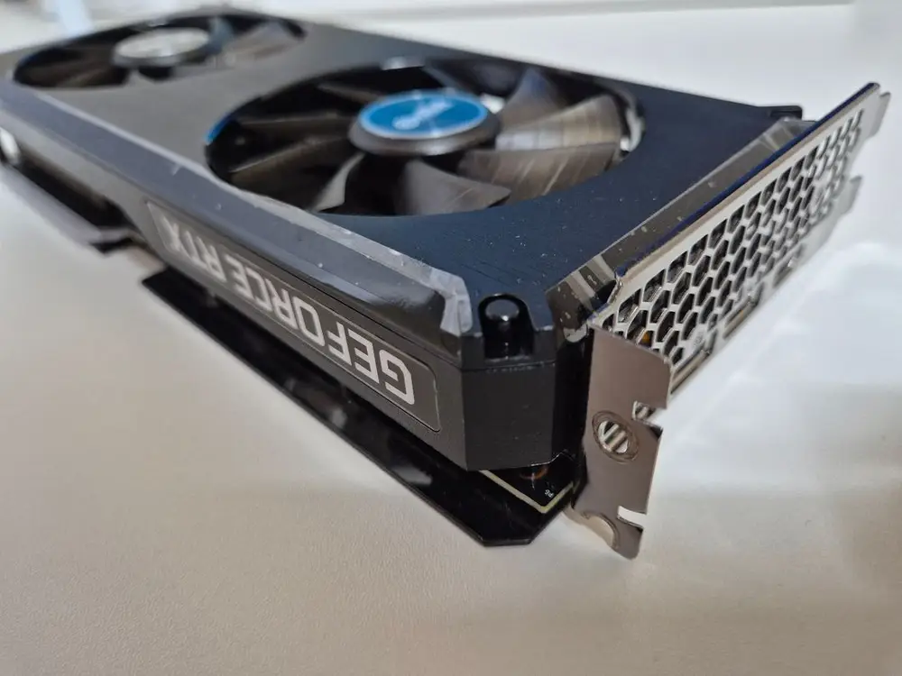 RTX 3060ti 그래픽카드 이미지
