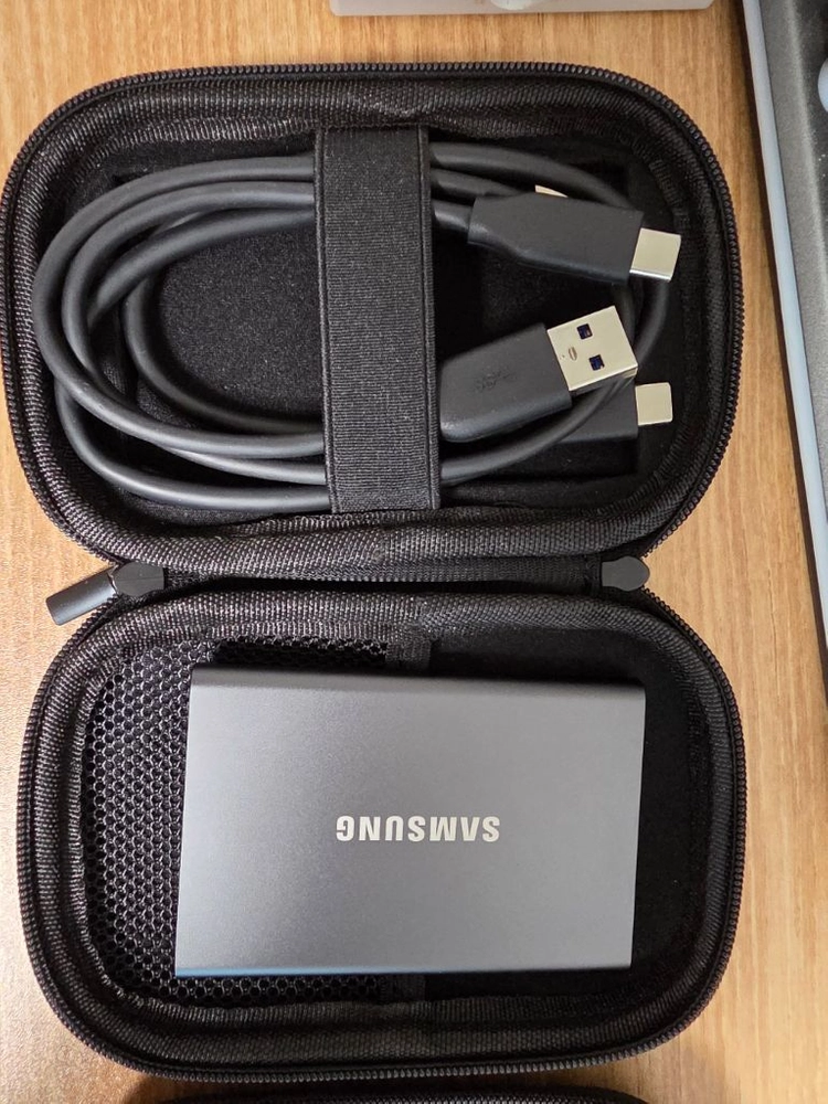 삼성 포터블 외장SSD T7 1TB 이미지