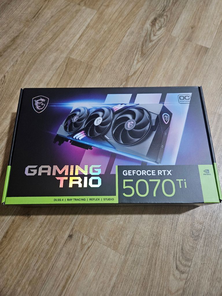 rtx5070ti 게이밍트리오 이미지