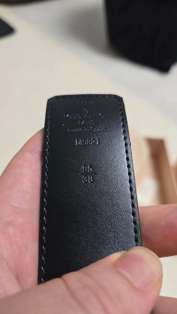 루이비통 모노그램 LV 이니셜 벨트 m9821 95/38 이미지