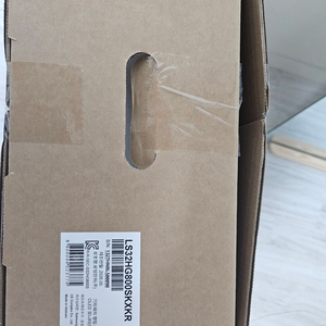 삼성 오디세이 OLED G8 LS32HG800 모니터 판매합니다. 이미지