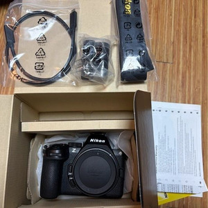 니콘 Z5 II 바디 풀박스 판매합니다 이미지