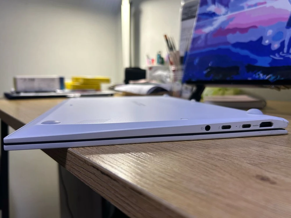 LG그램 i5 13세대 16GB ssd256 hdd256 스노우 화이트 이미지