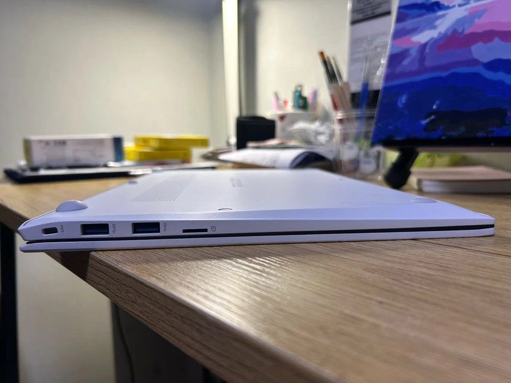 LG그램 i5 13세대 16GB ssd256 hdd256 스노우 화이트 이미지