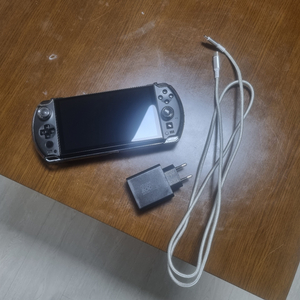 umpc gpd win4 8840u 팝니다 이미지