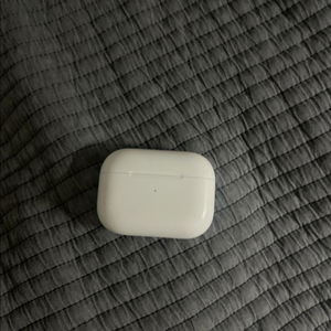 애플 에어팟 프로 1세대 이미지