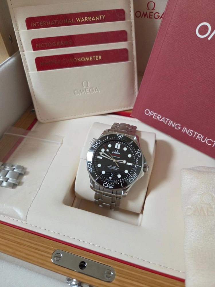 오메가 씨마스터 다이버 300M 42mm 스틸 블랙 다이얼 2020.05국내 풀셋 이미지