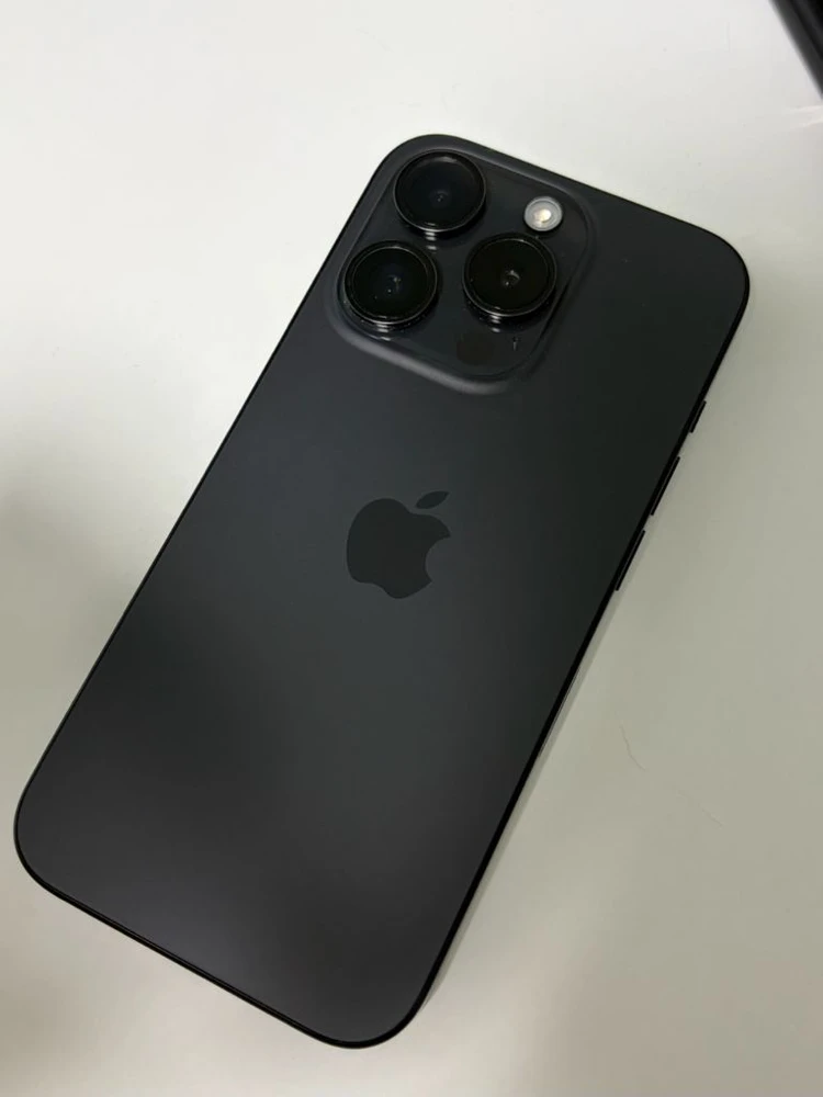 아이폰 15pro 256GB 이미지