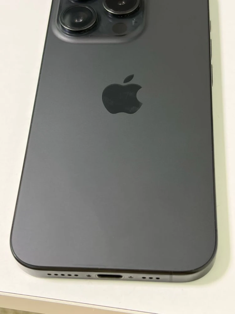 아이폰 15pro 256GB 이미지