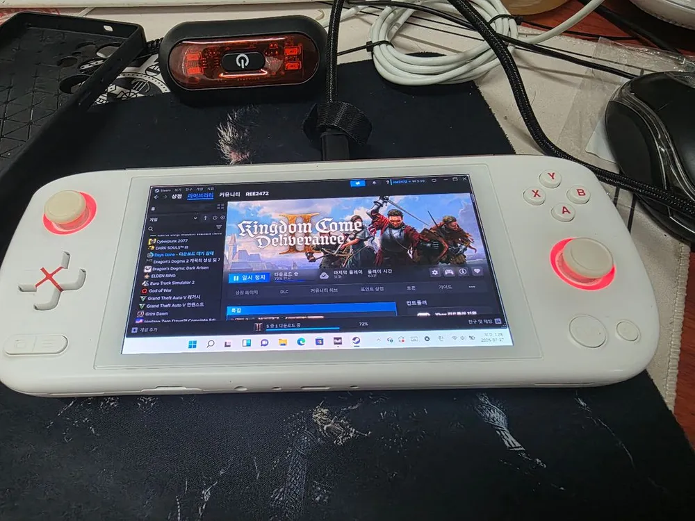 아야네오 에어 pro oled. A급 이미지