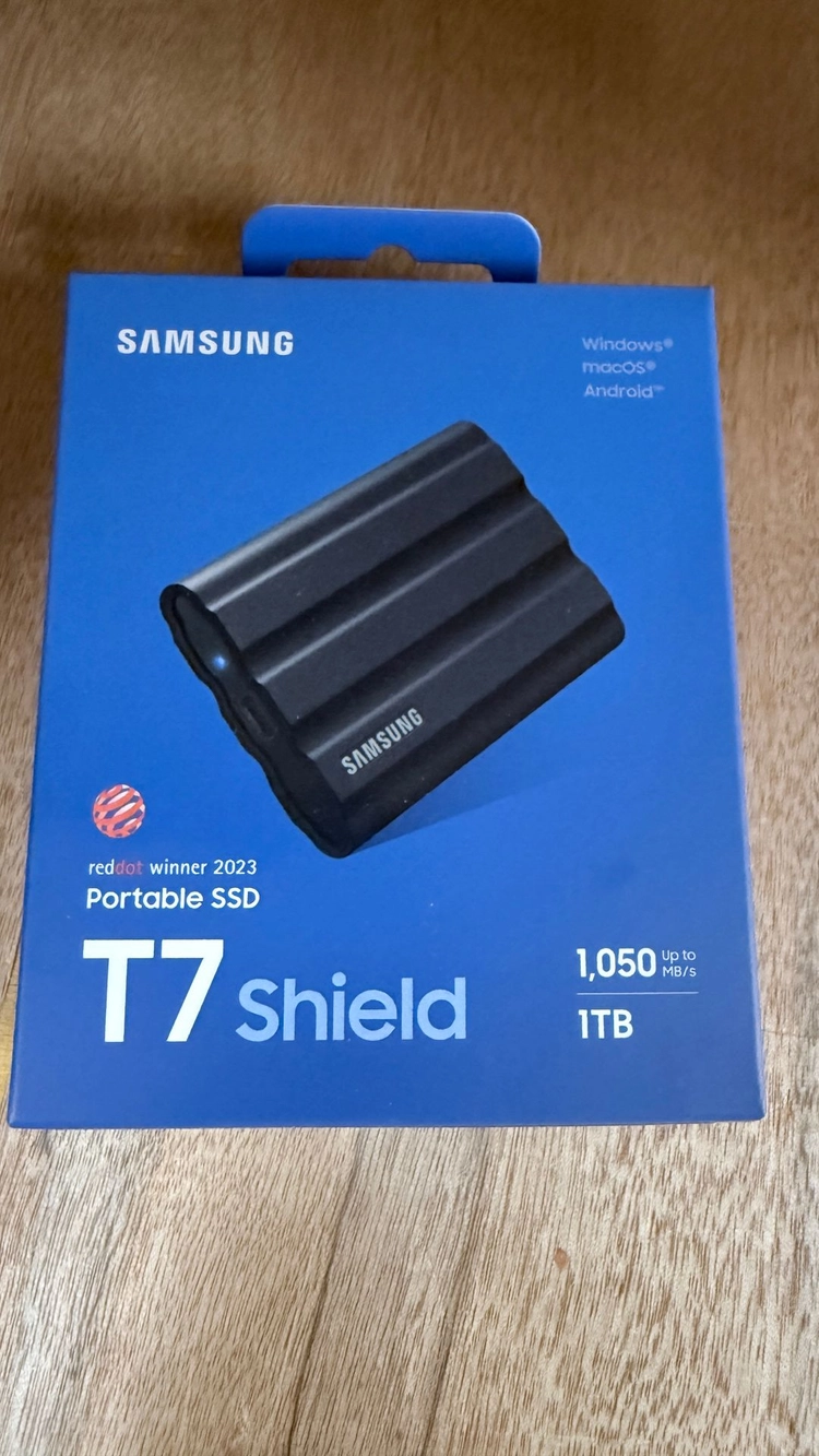 미개봉 ) 삼성 포터블 외장하드 SSD T7 Shield ( 1테라 ) 이미지