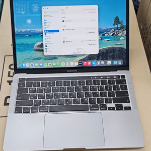 애플 맥북 프로 13인치 i5 10세대 16GB 512GB 이미지