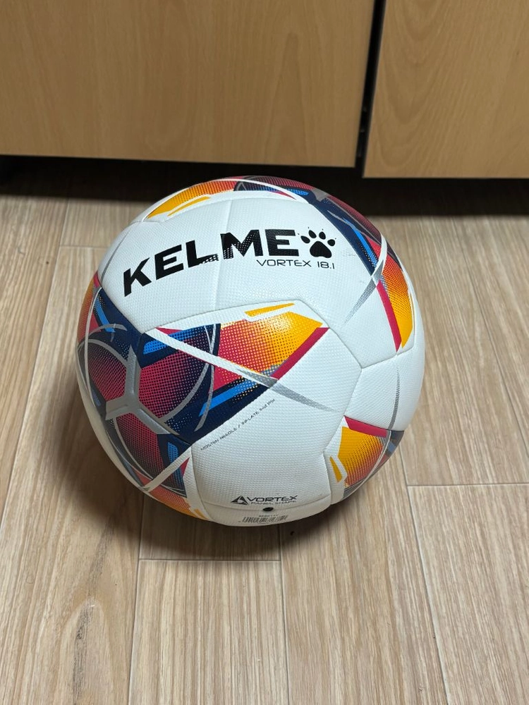 KAMEL 미사용 축구공 5호 사이즈 3개 팝니다. 이미지