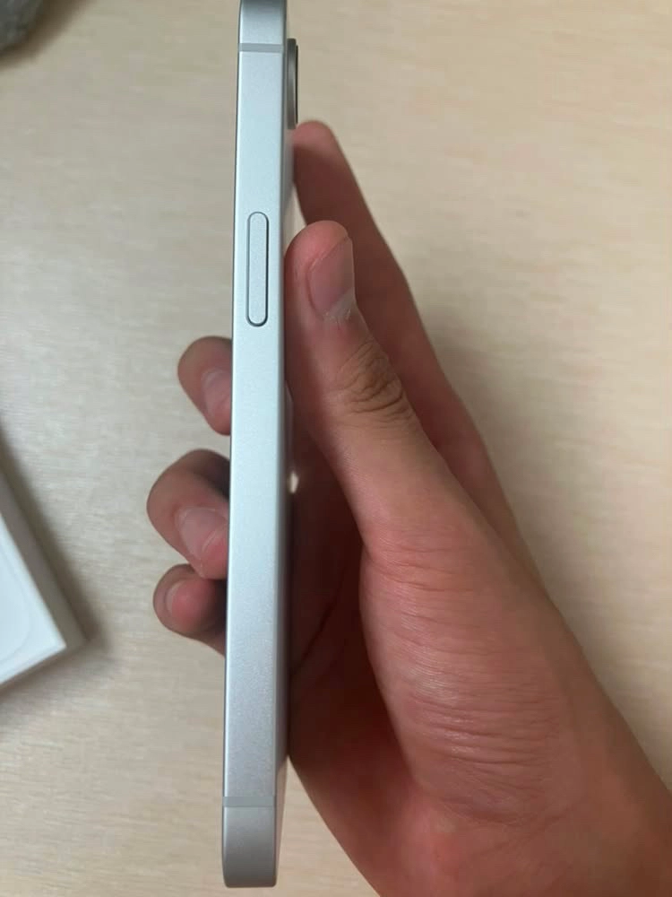 아이폰16e 128GB 급처!! 이미지