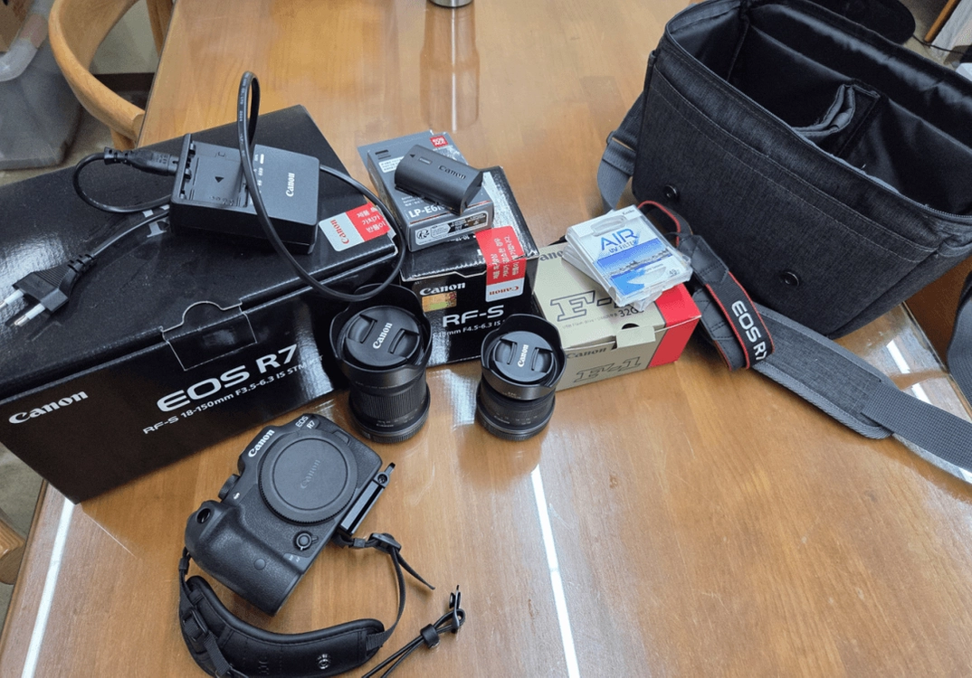 캐논 EOS R7 본체, 렌즈 풀 세트 일괄 판매 - 안심되는 중고거래